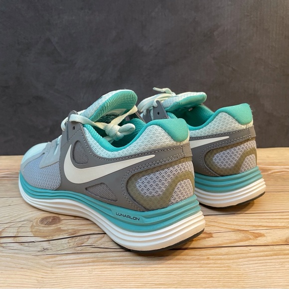 Nike Lunar Flash+ - Picture 10 of 16
